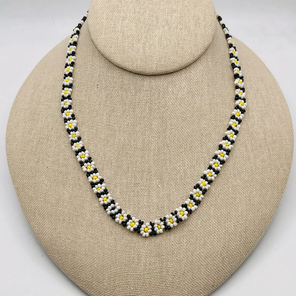 Cute Handcrafted Seed Bead Daisy Necklace White Yellow Black Hippie Boho Vibe